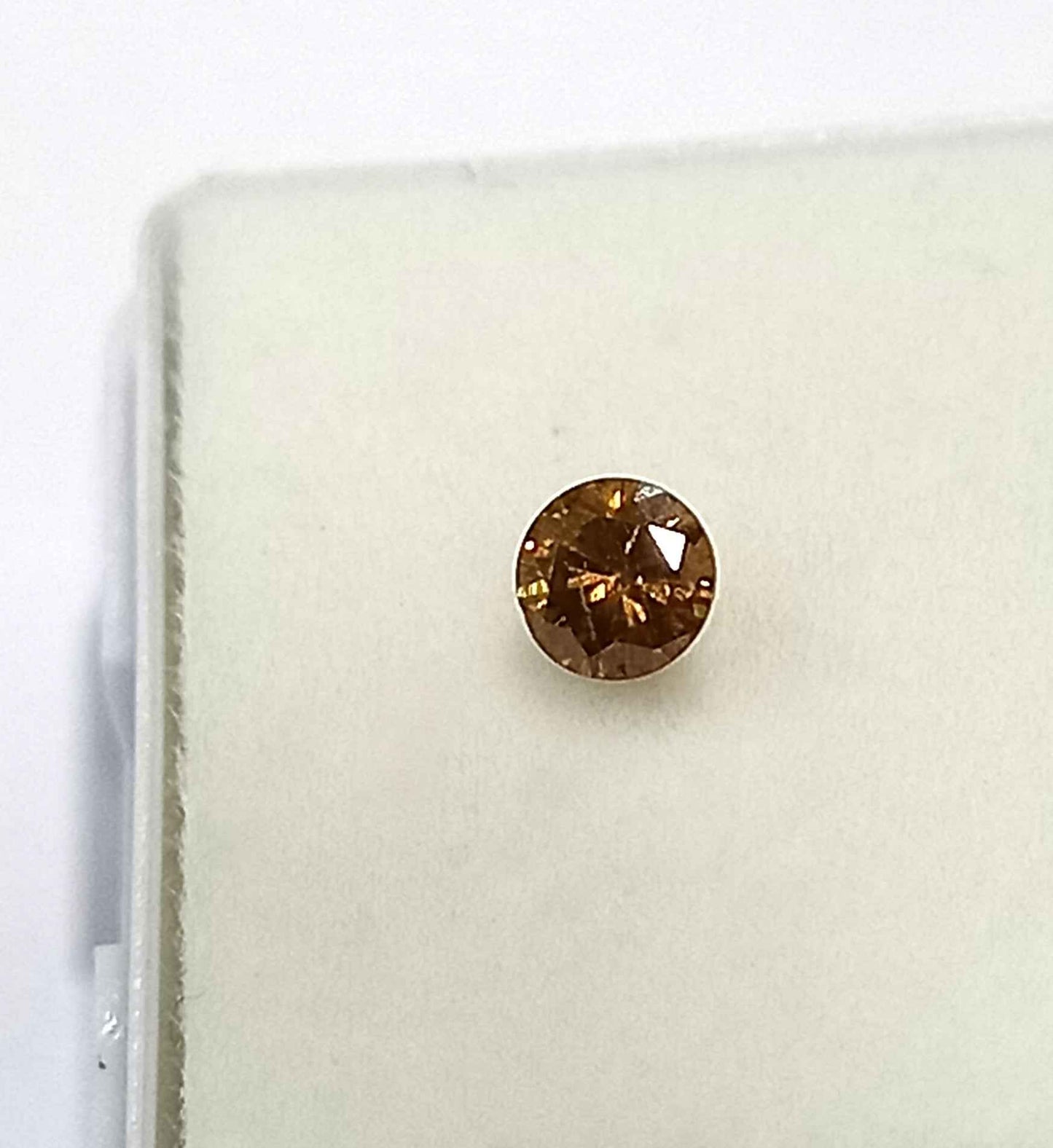 Natural Moissanite Diamond 0.26 Cts Round Cut 4*3.9 MM MD18