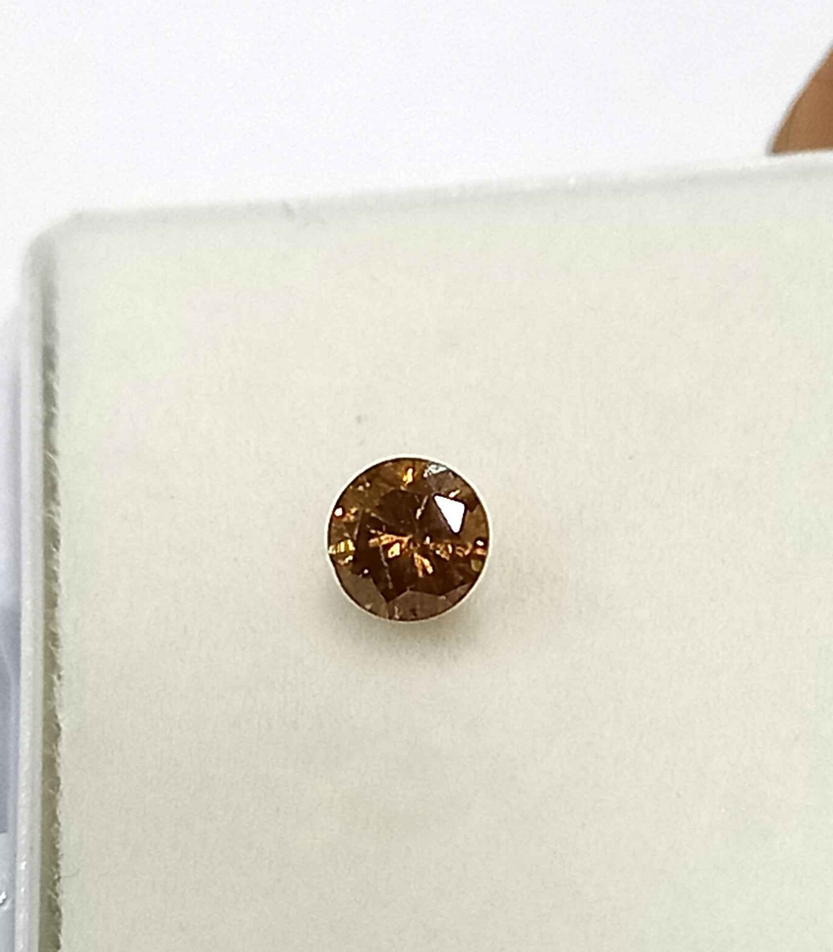 Natural Moissanite Diamond 0.26 Cts Round Cut 4*3.9 MM MD18