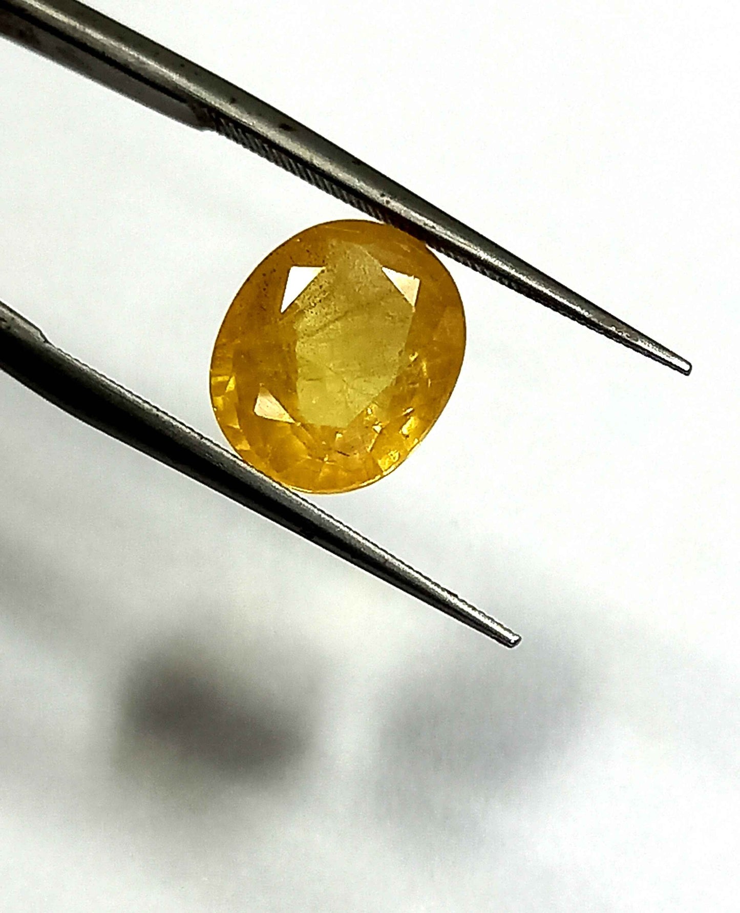 3.51 Cts Natural Bangkok Yellow Sapphire Gemstone Oval Cut 9.6*7.9 MM YS22