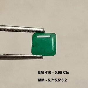 0.95 Cts Square Cut Natural Zambian Emerald Gemstone