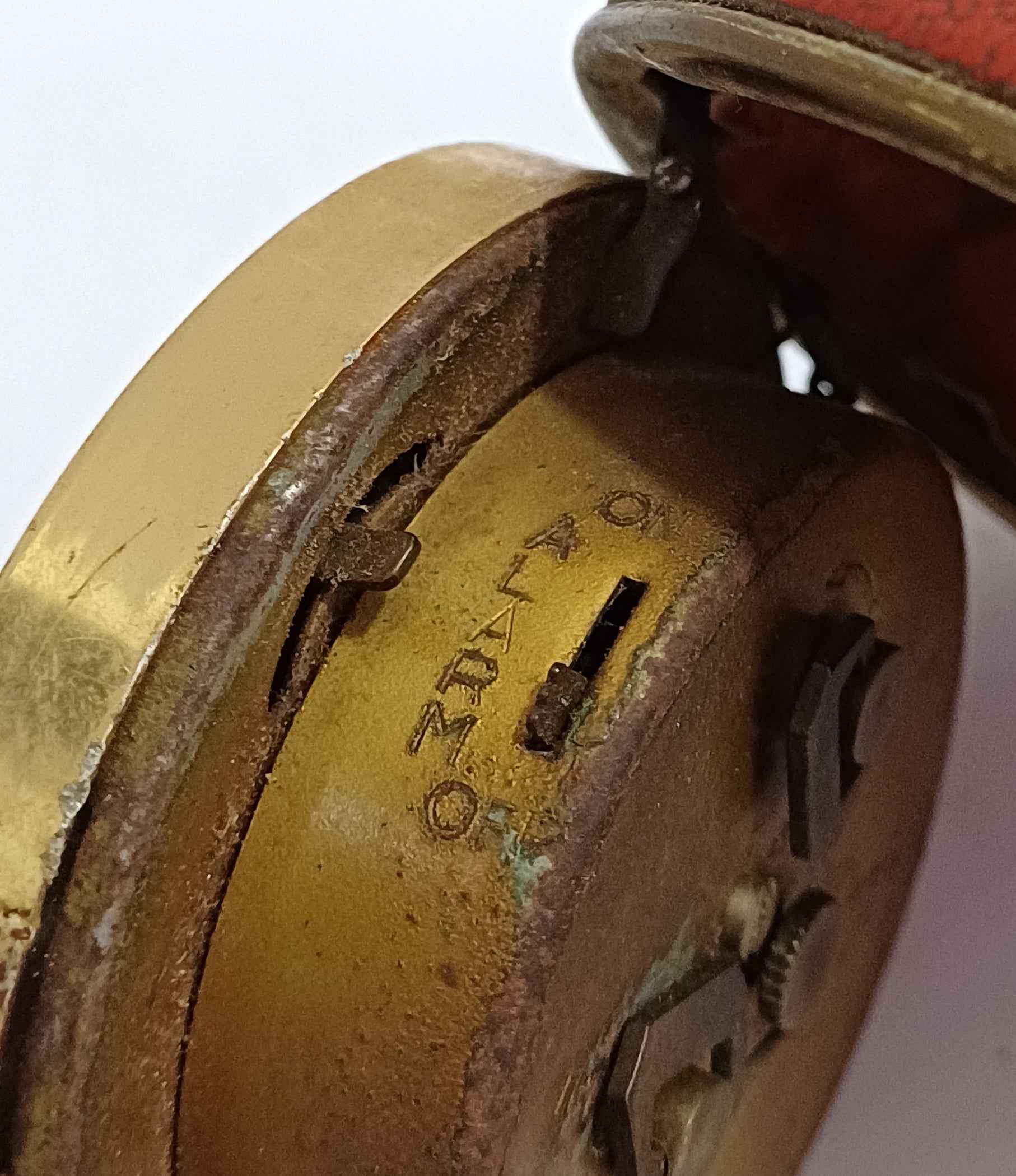 212 Grams 3.5*3*1 Inches ANTQ101