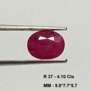 4.10 Cts Natural Mozambique Ruby Gemstone Oval Cut 9.8*7.7 MM R37