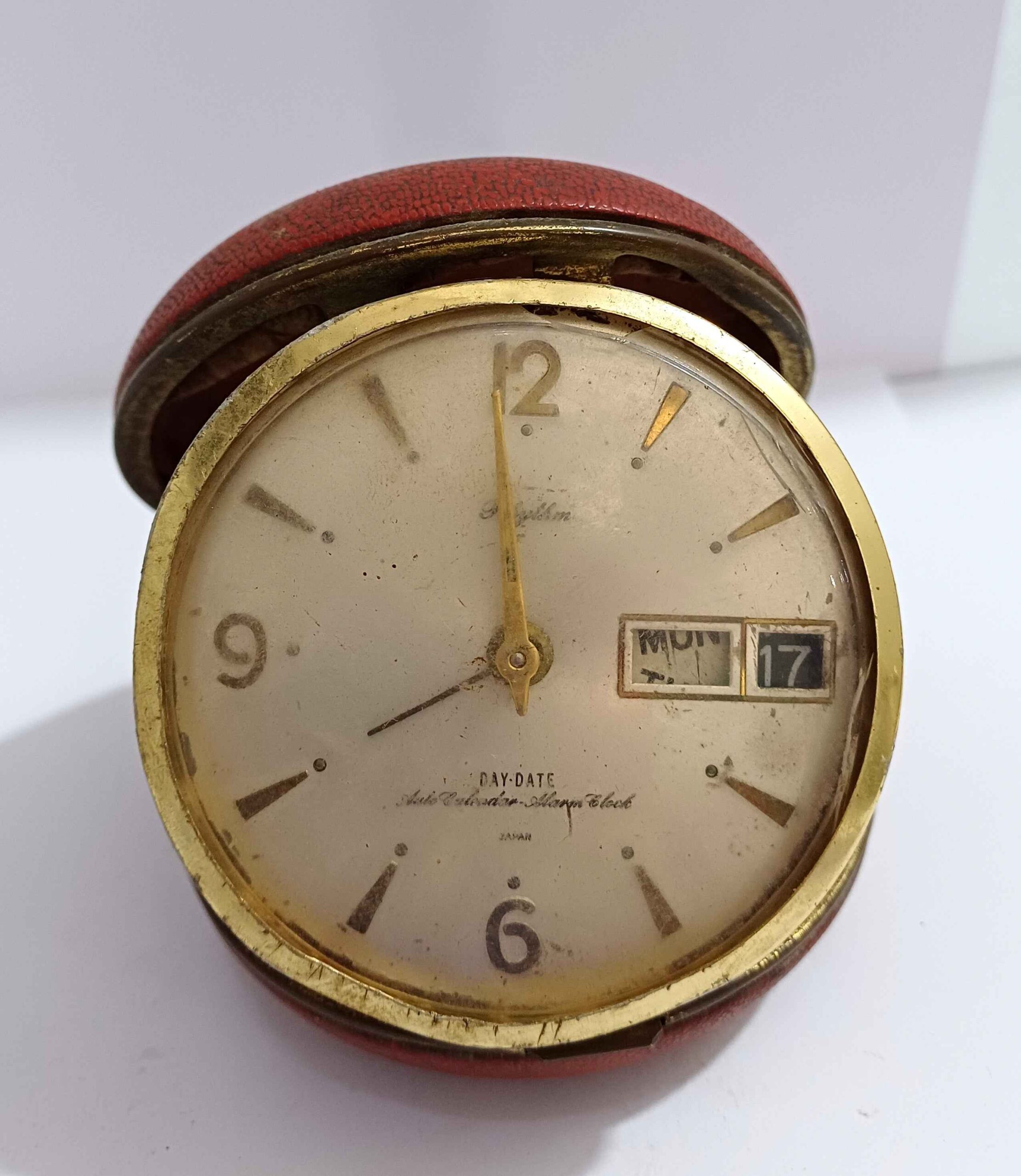 212 Grams 3.5*3*1 Inches ANTQ101