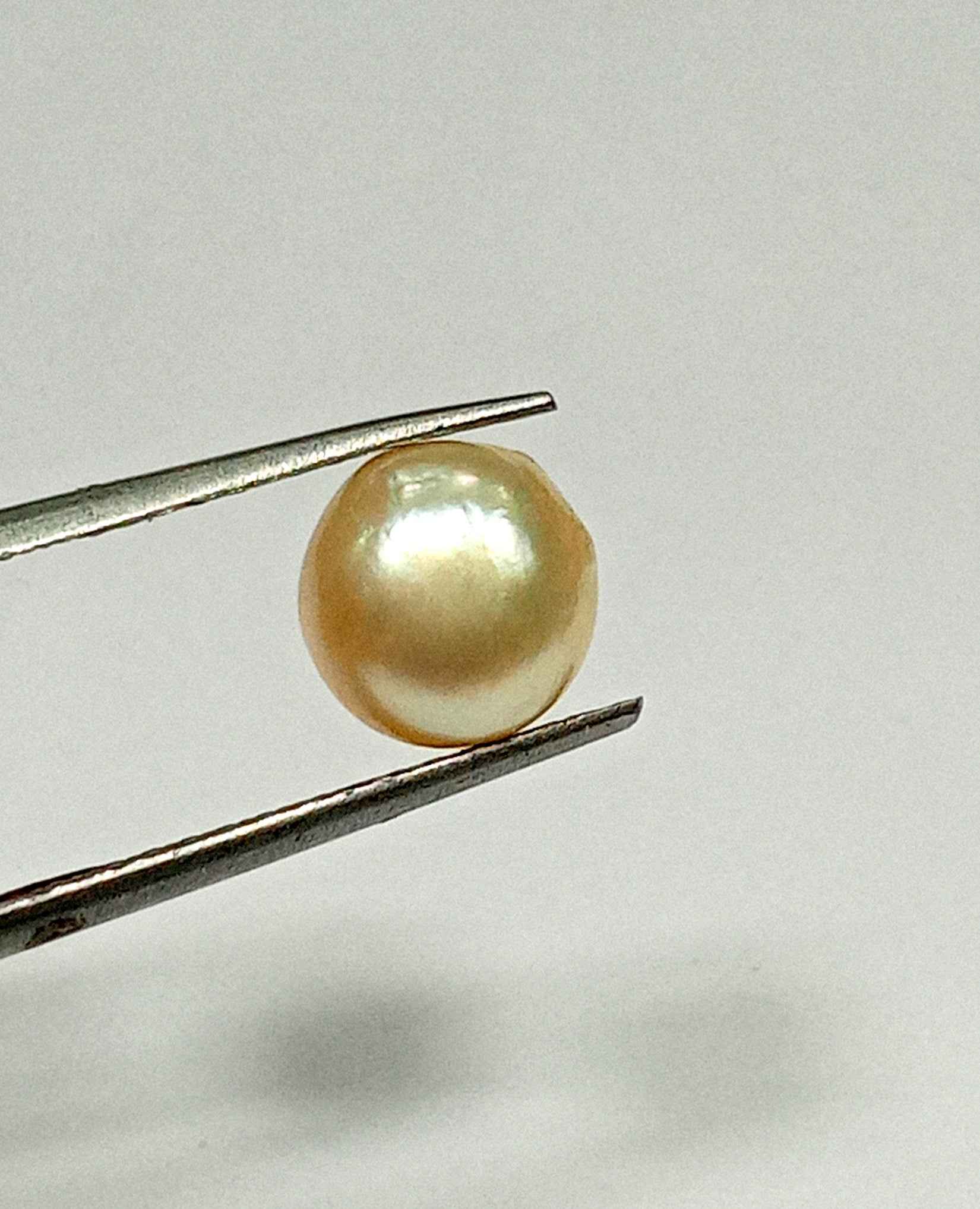 2_29e4e94f-662f-41d8-9e10-10cd2d42b6f6 3.20 Cts Fresh Water Pearl Natural China Round Shape 8.5*8.1 MM P62
