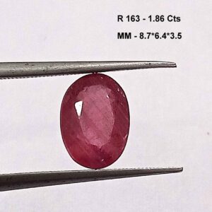 1.86 Cts Oval Cut Natural Sri Lankan Red Ruby Gemstone 8.7*6.4 MM R163