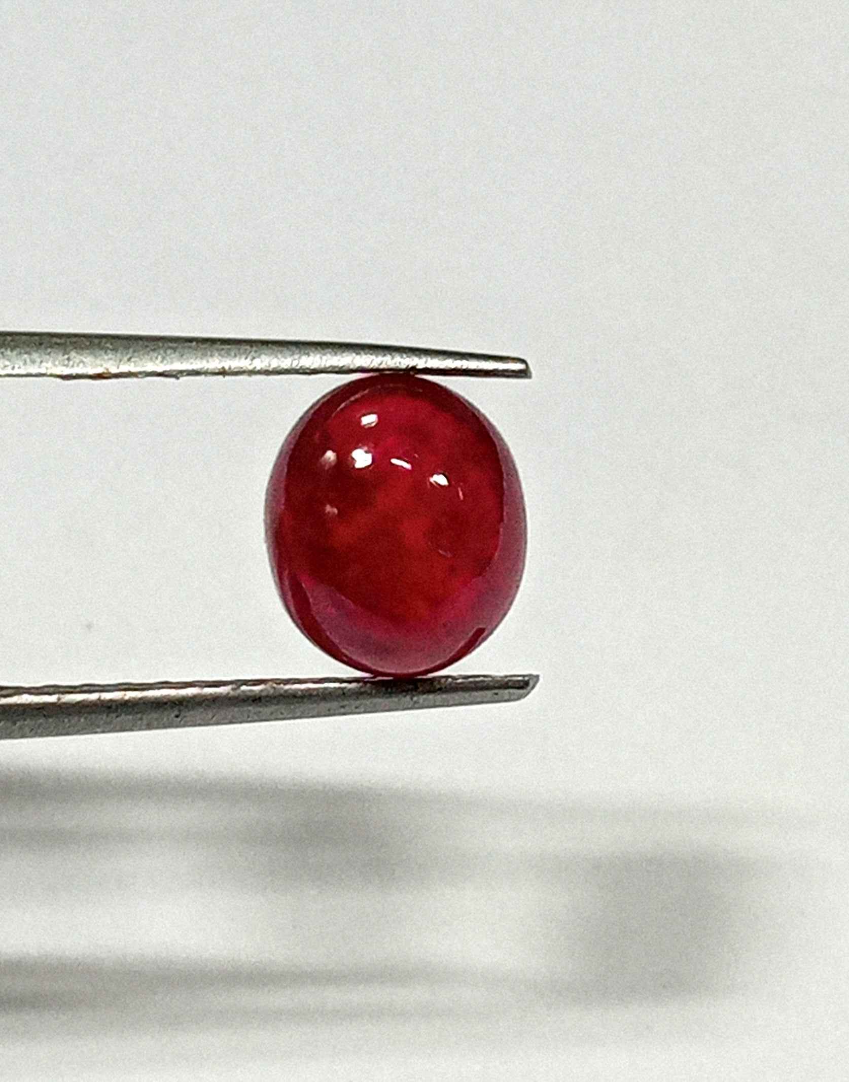 3.65 Cts Natural Myanmar Red Ruby Gemstone Oval Cabochon 8.6*7.5 MM R426