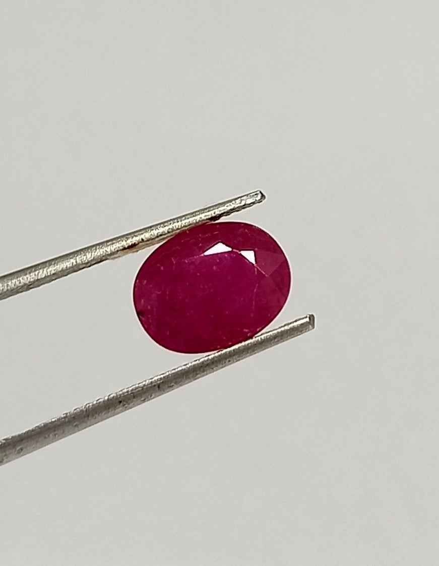 3.80 Cts Natural Mozambique Red Ruby Gemstone Oval Cut 10.5*8.1 MM R43