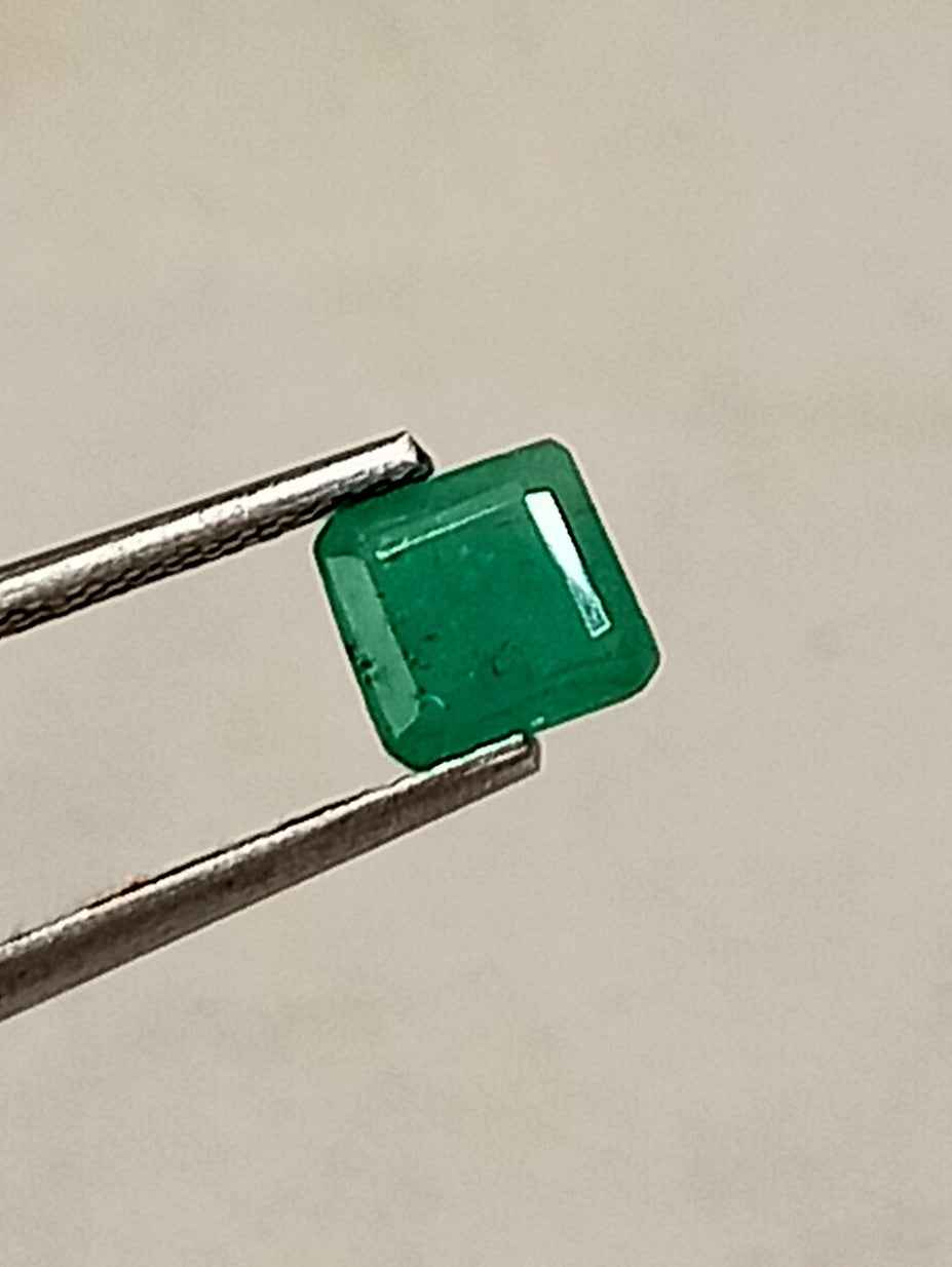 0.95 Cts Square Cut Natural Zambian Emerald Gemstone 5.7*5.5 MM EM410