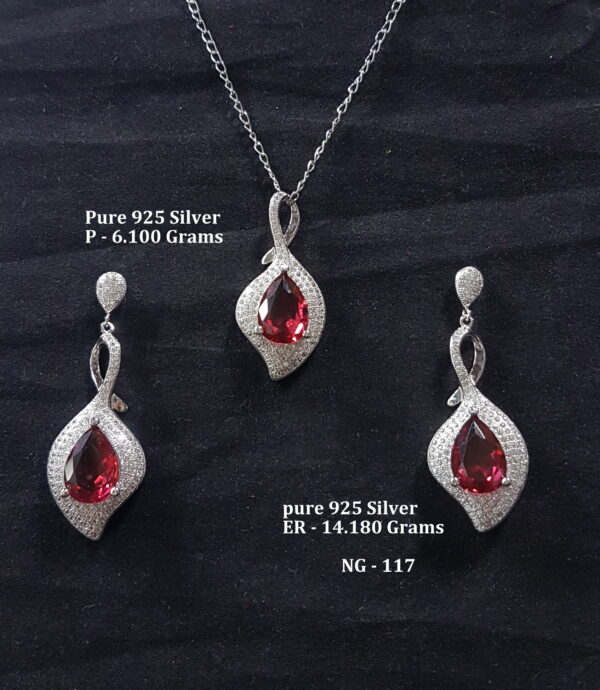 Pendant Set