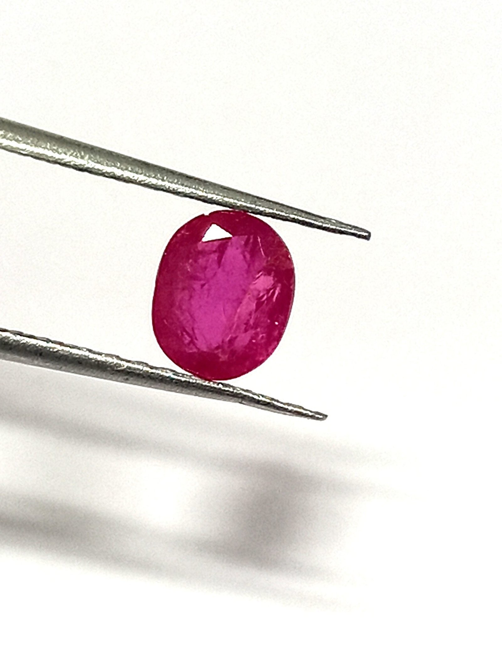 0.79 Cts Natural Burma Pink Ruby Oval Cut Gemstone 6.2*5.1 MM R190 - Image 3