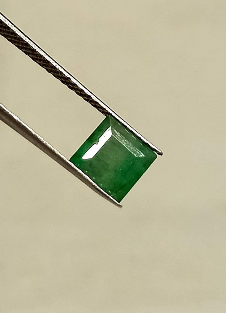 0.94 Cts Square Cut Natural Zambian Emerald Gemstone 5.4*5.4 MM EM586 - Image 3