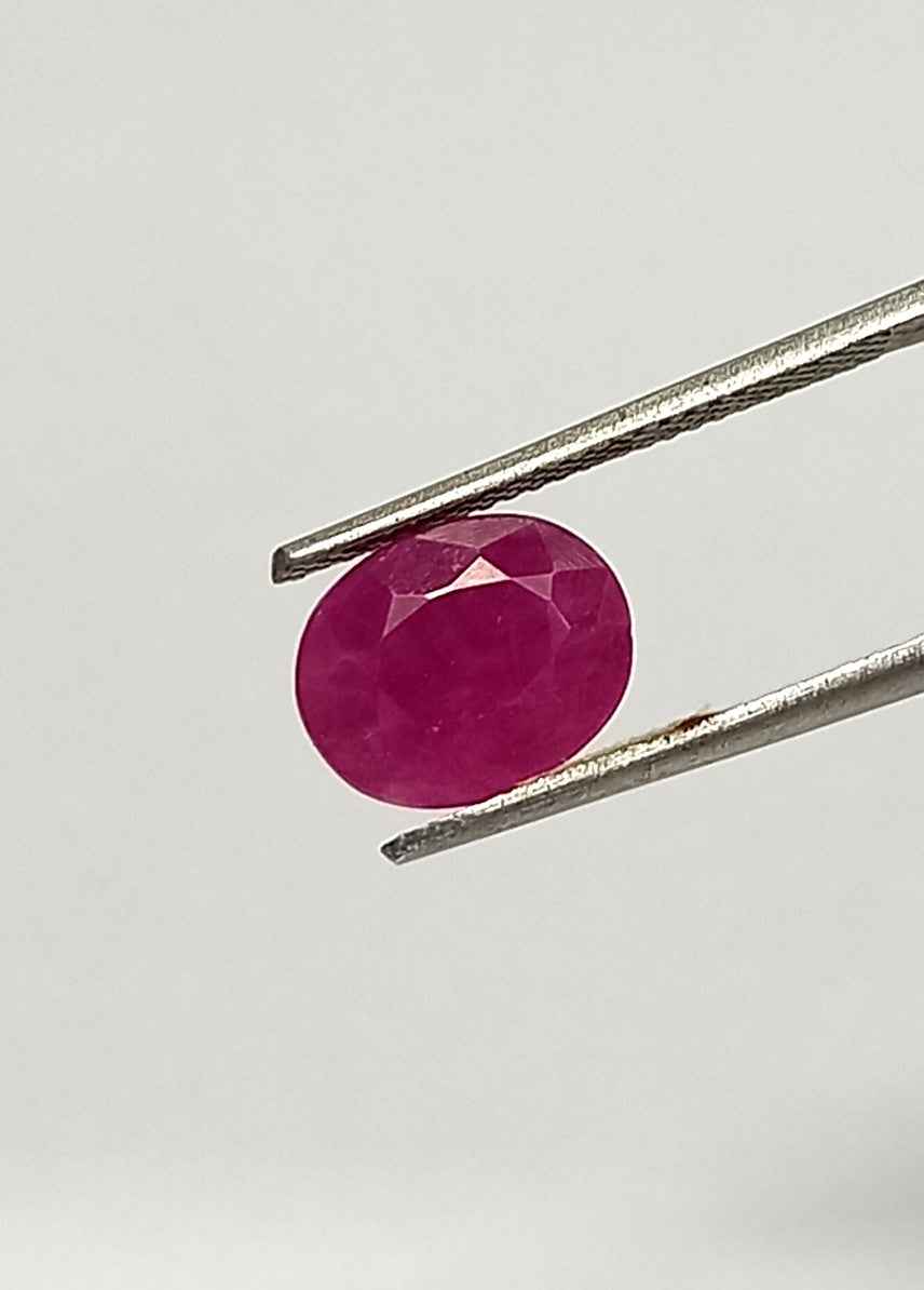 4.05 Cts Natural Mozambique Ruby Gemstone Oval Cut 9.9*8 MM R38
