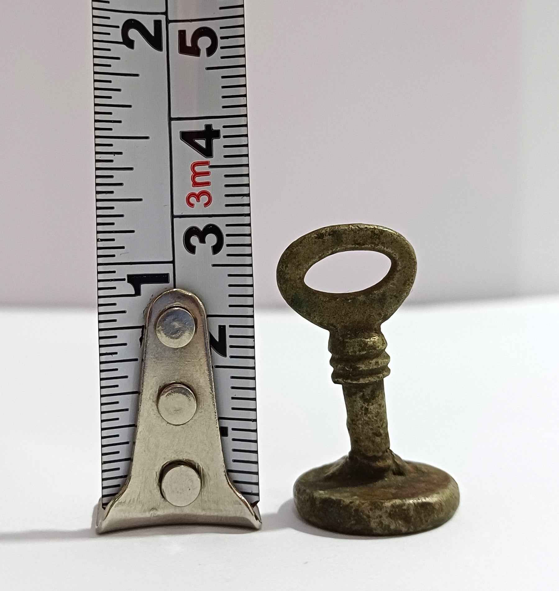 10 Grams 1.1*0.6 Inches ANTQ67