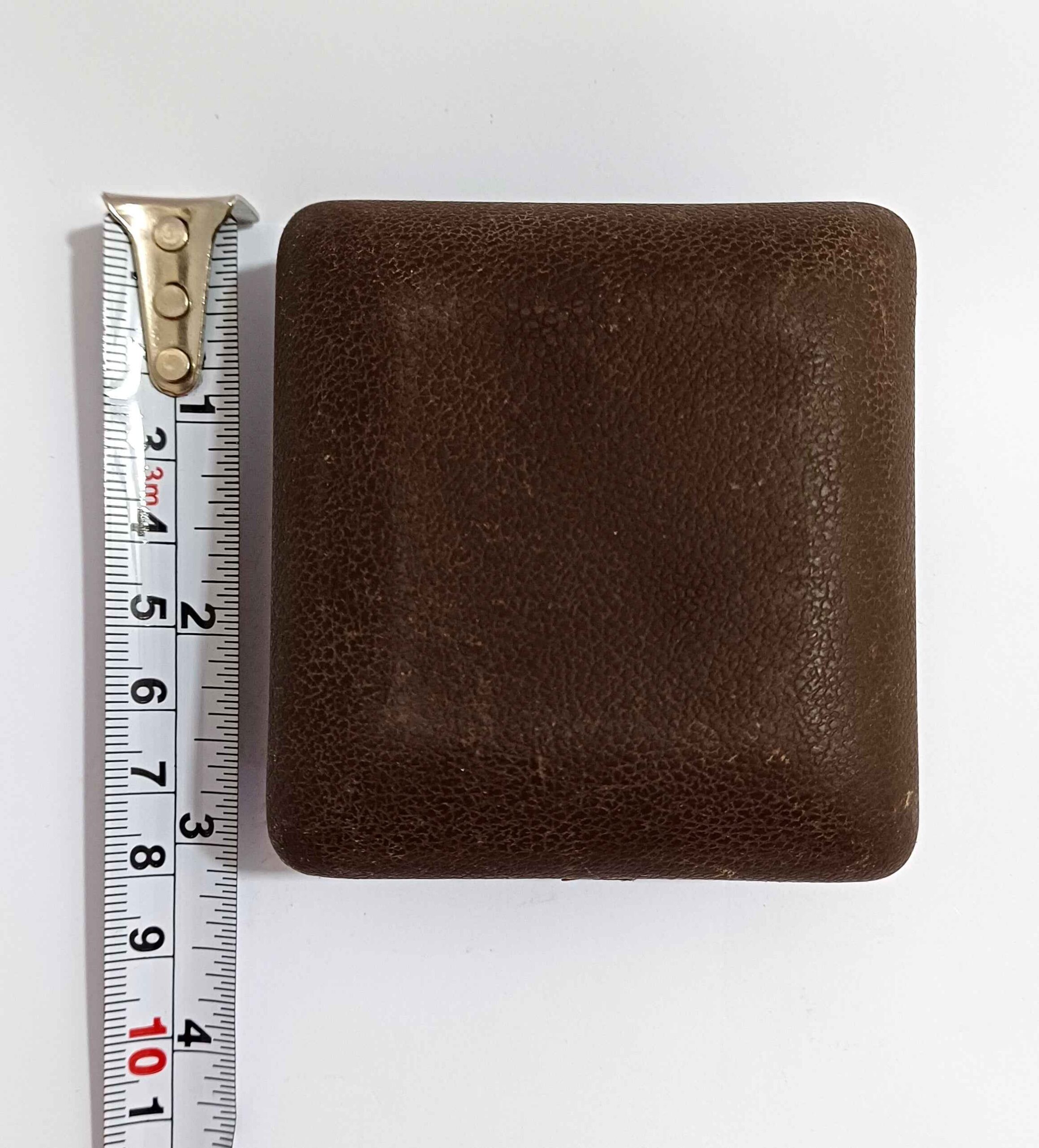 117 Grams 3*3 Inches ANTQ100