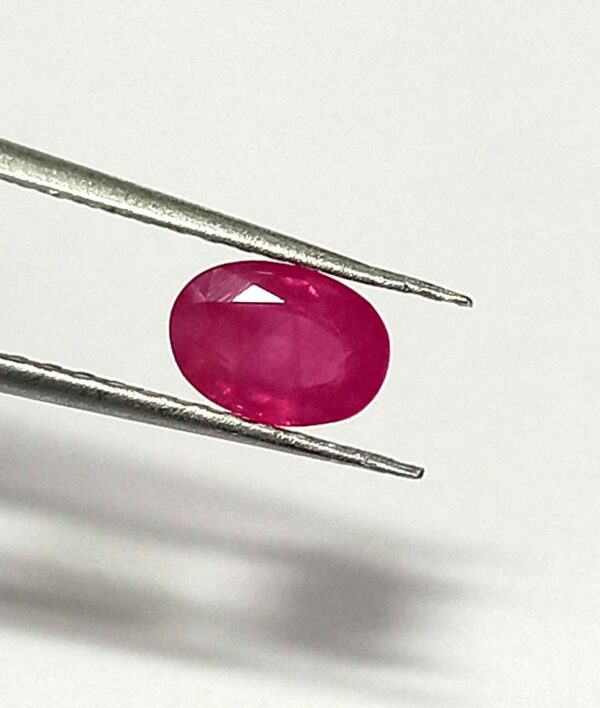 1.06 Cts Natural Burma Pink Ruby Gemstone Oval Cut 6.8*4.8 MM R192