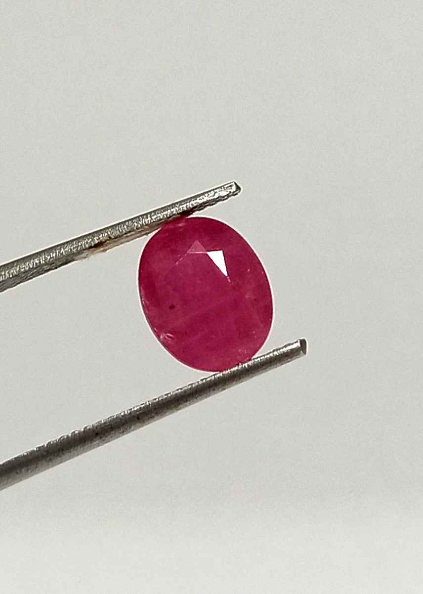4.00 Cts Natural Mozambique Ruby Gemstone Oval Cut 9.7*7.8 MM R36