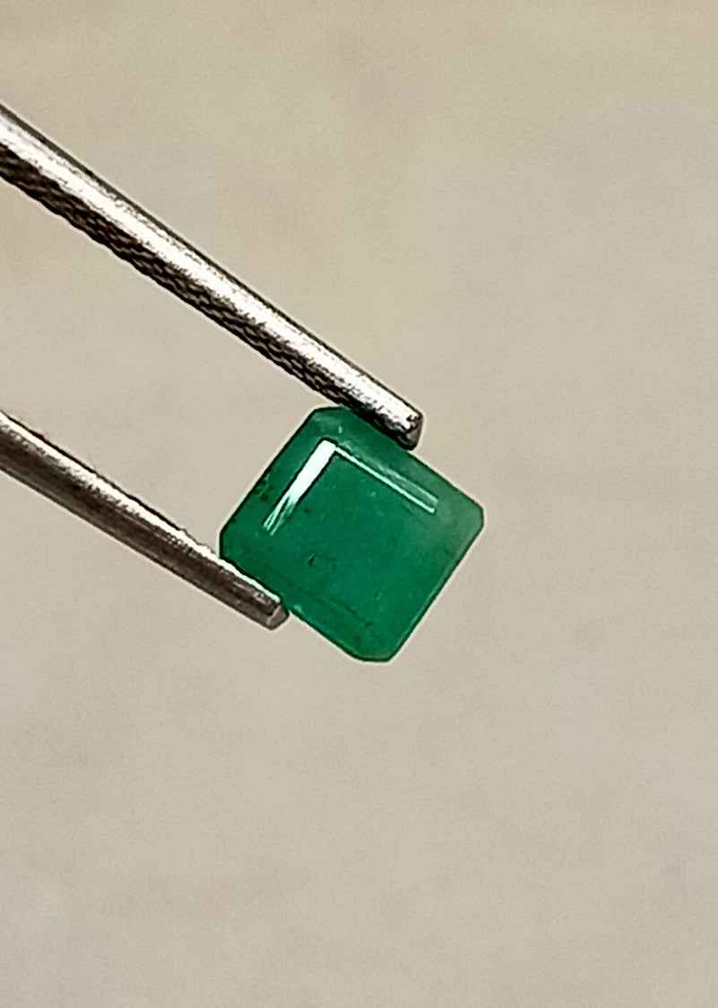0.95 Cts Square Cut Natural Zambian Emerald Gemstone 5.7*5.5 MM EM410