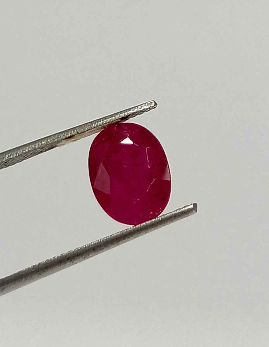 3.80 Cts Natural Mozambique Red Ruby Gemstone Oval Cut 10.5*8.1 MM R43