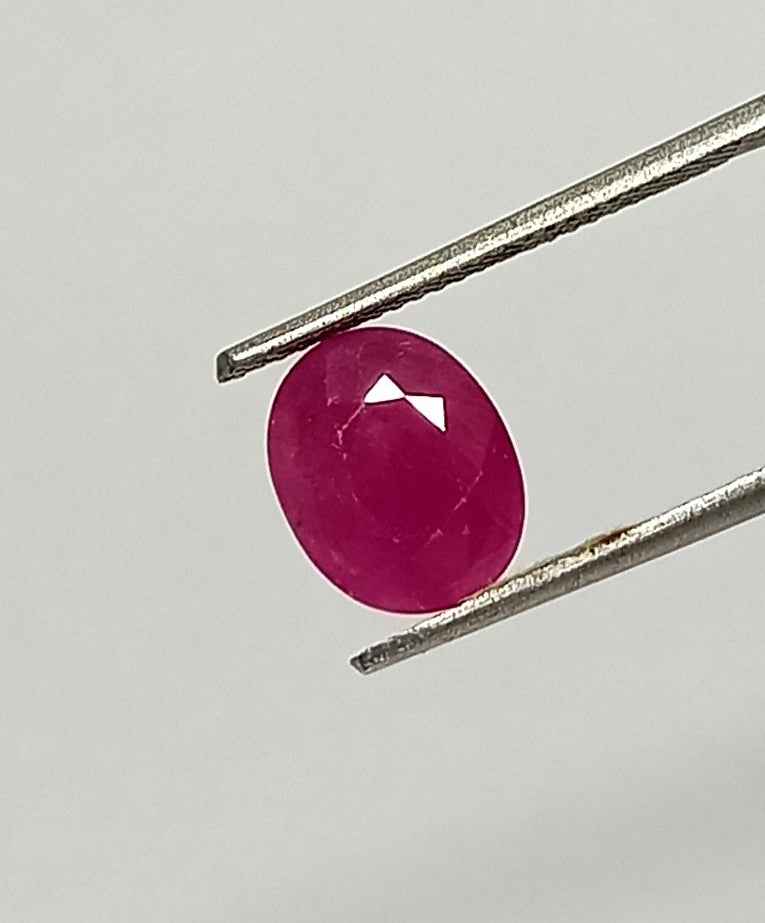 4_dd351f76-9f45-42d2-8b1e-3eb1ca1ed419 4.25 Cts Natural Mozambique Pink Ruby Gemstone Oval Cut 9.9*7.8 MM R30