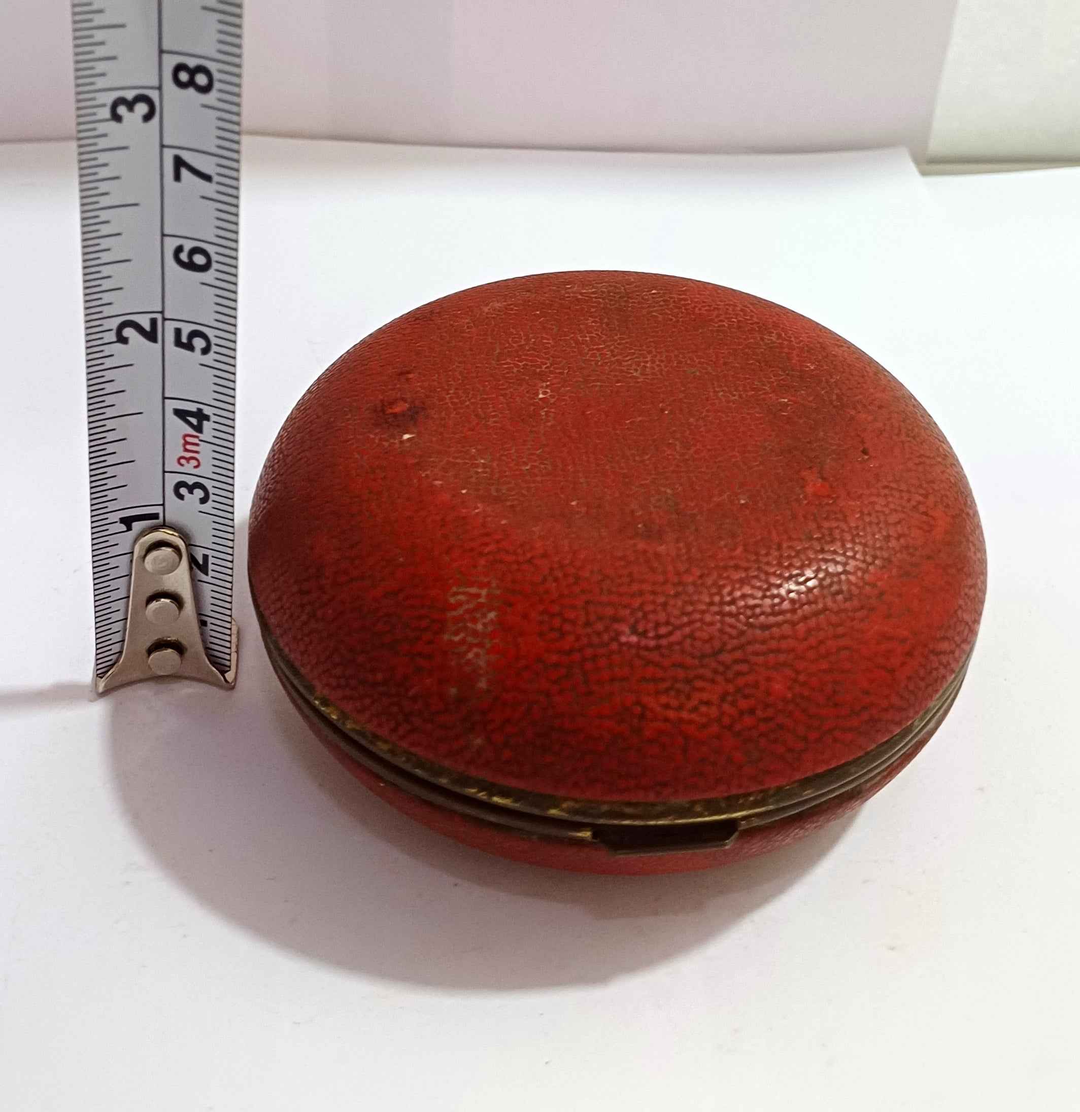 212 Grams 3.5*3*1 Inches ANTQ101