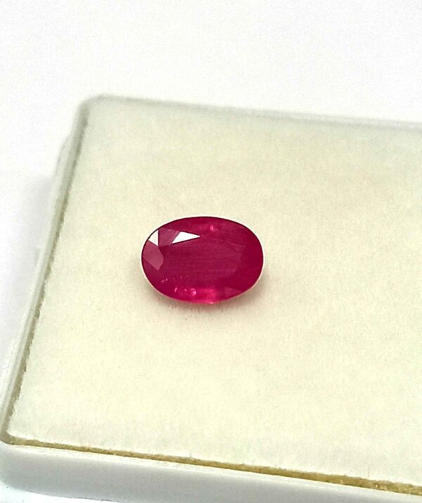 1.06 Cts Natural Burma Pink Ruby Gemstone Oval Cut 6.8*4.8 MM R192