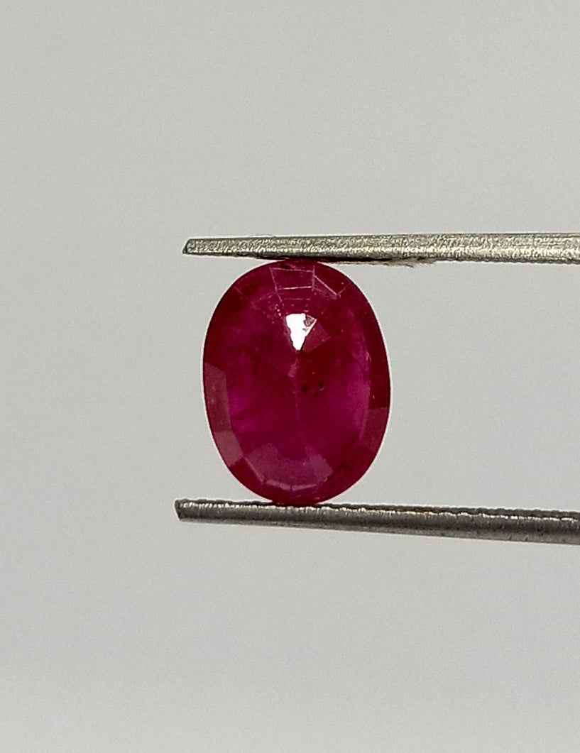 3.80 Cts Natural Mozambique Red Ruby Gemstone Oval Cut 10.5*8.1 MM R43