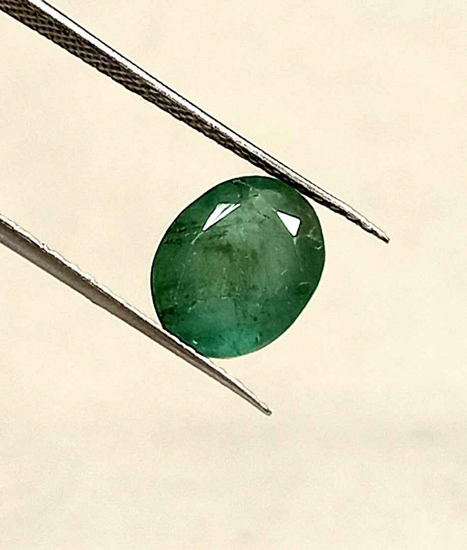 5_48cca2a8-6570-468c-8003-c6cd8663b03a 2.15 Cts Natural Zambian Emerald Gemstone Oval Cut 8.8*6.9 MM EM87