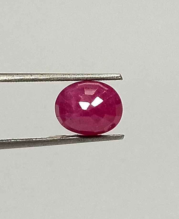 5_b2ecf8e1-9a7b-4133-b343-489fe0d895f4 4.25 Cts Natural Mozambique Pink Ruby Gemstone Oval Cut 9.9*7.8 MM R30