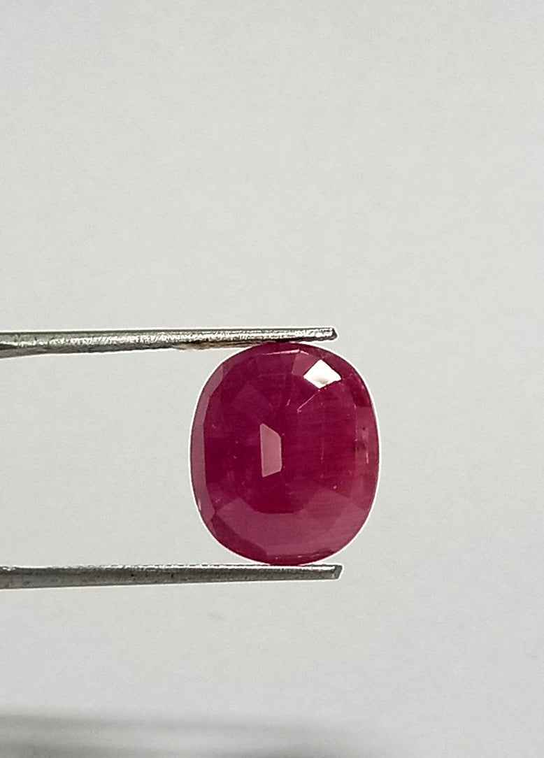 5_d7bc1467-3508-4d8a-9502-3a19f47b0cc2 13.05 Cts Natural Mozambique Red Ruby Gemstone Oval Cut 14.9*12.7 MM R17 - Natural Mozambique Red Ruby