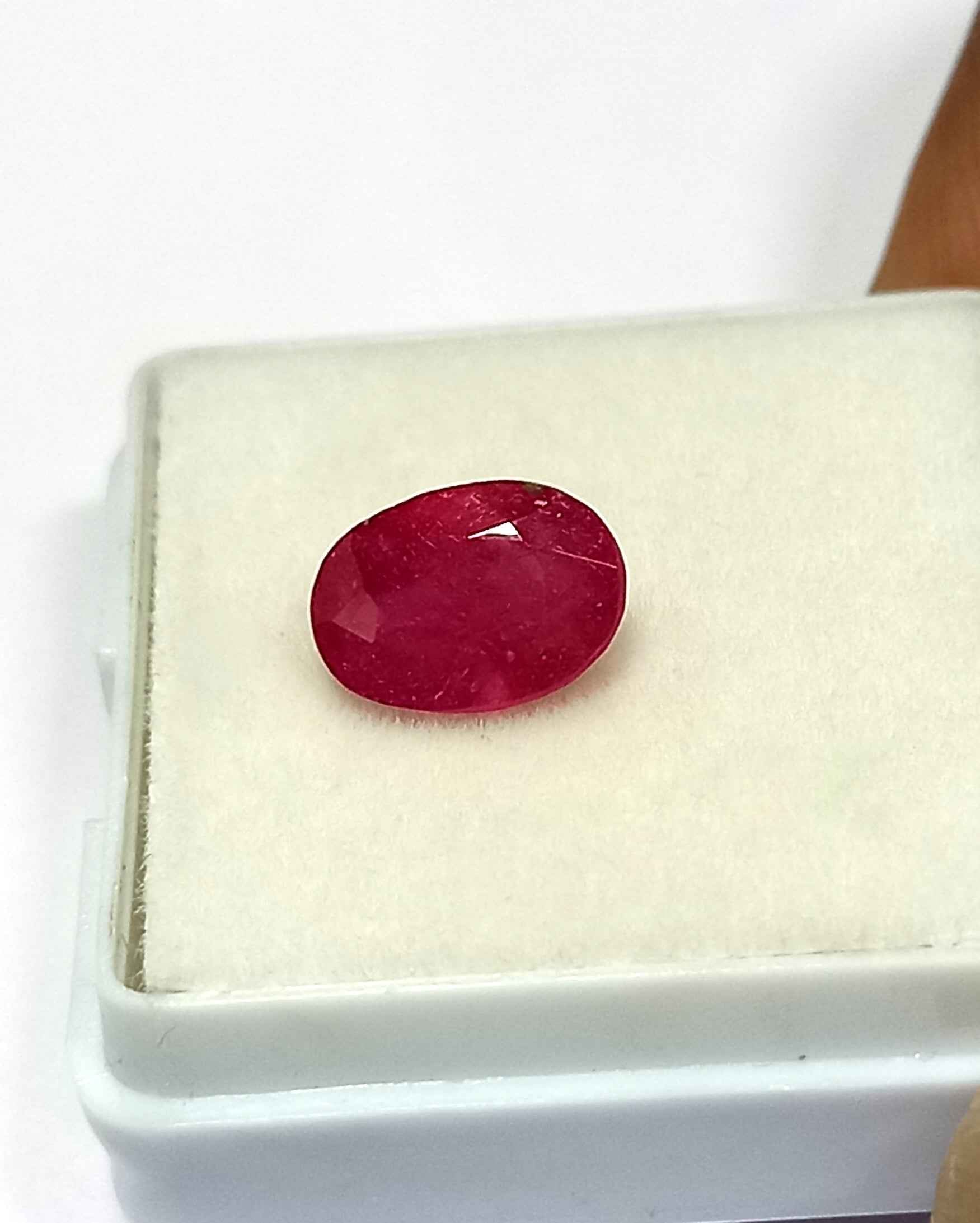 2.13 Cts Red Ruby Natural Burma Gemstone Oval Cut 8.9*6.3 MM R194