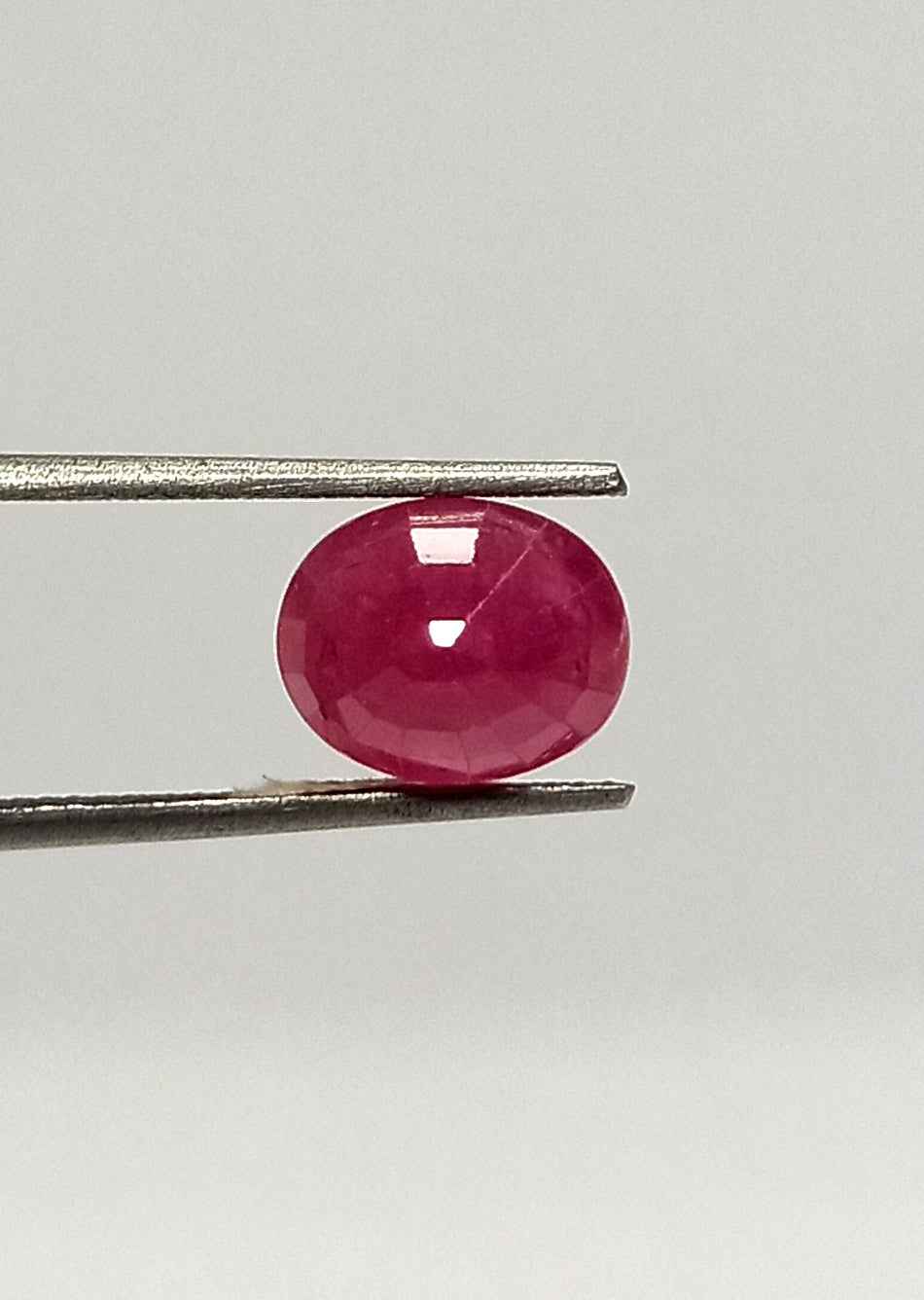 4.00 Cts Natural Mozambique Ruby Gemstone Oval Cut 9.7*7.8 MM R36