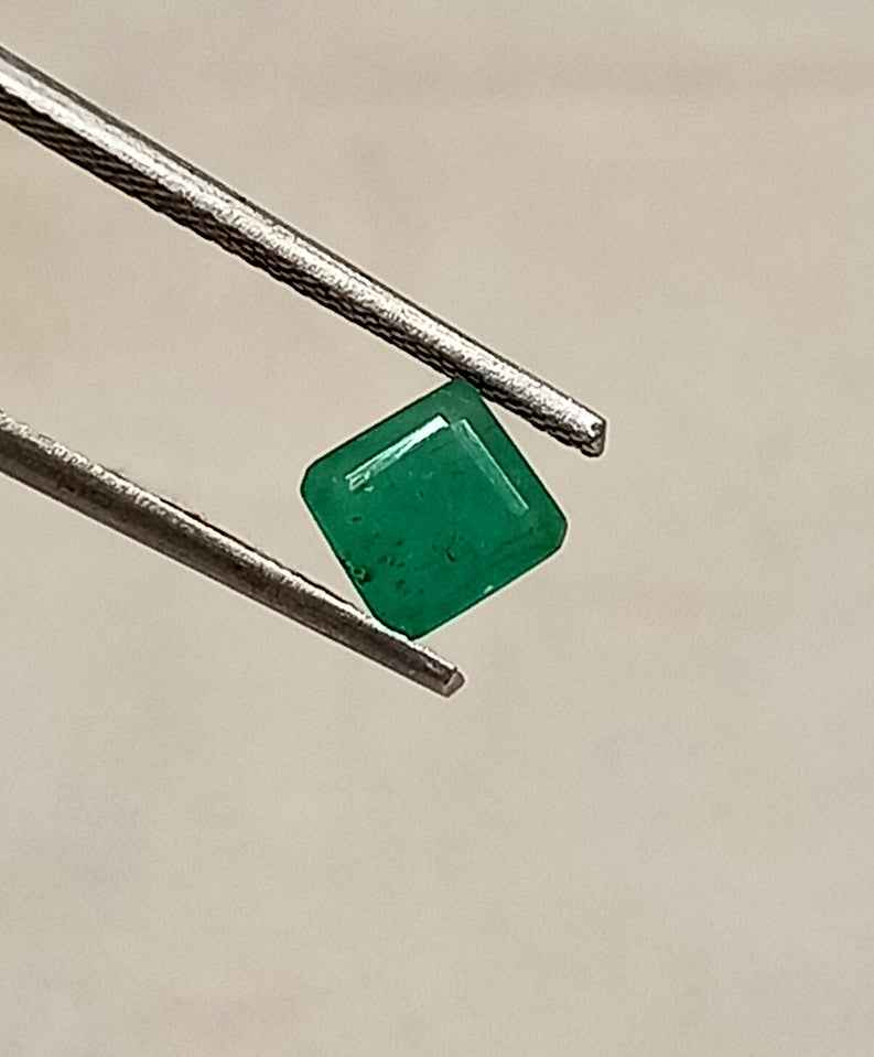 0.95 Cts Square Cut Natural Zambian Emerald Gemstone 5.7*5.5 MM EM410