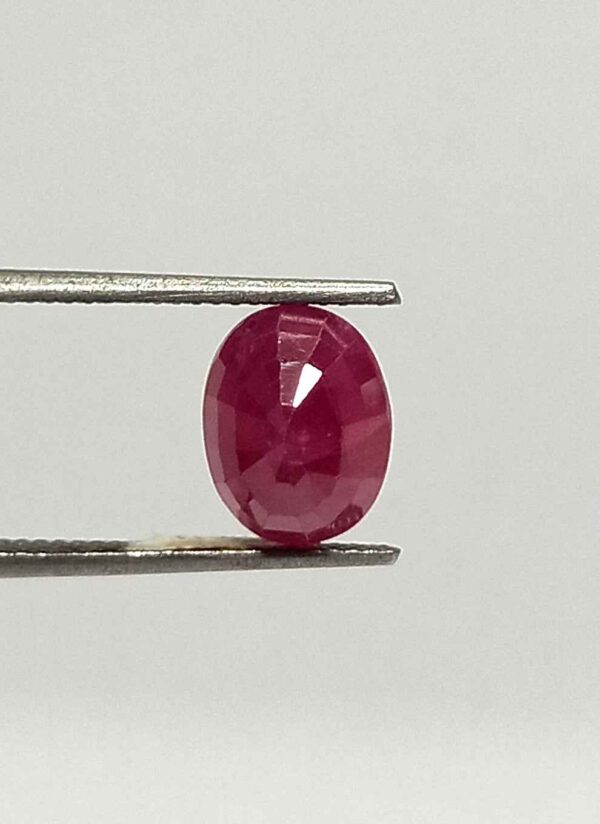 4.10 Cts Natural Mozambique Ruby Gemstone Oval Cut 9.8*7.7 MM R37