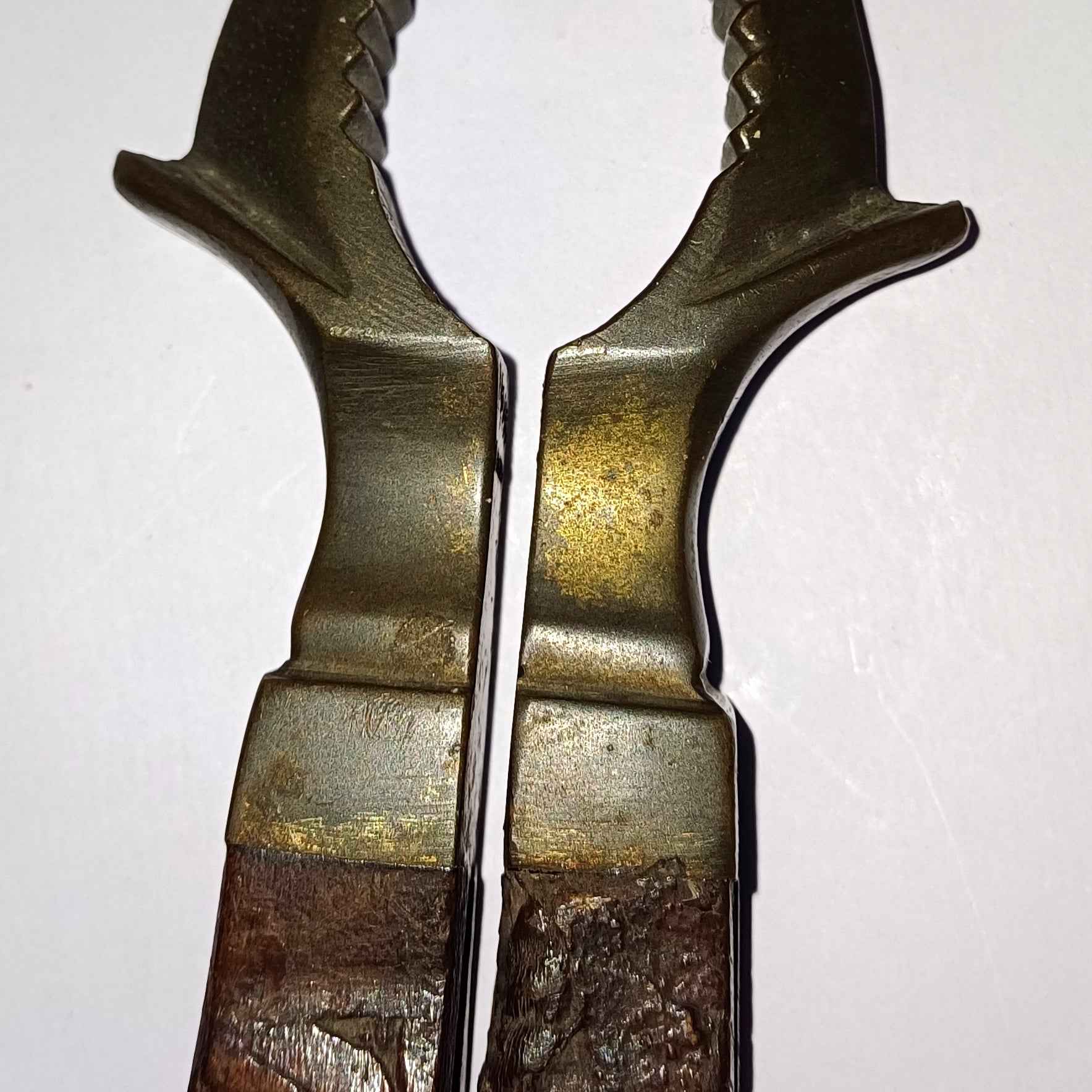 201 Grams 7*1.9 Inches ANTQ33