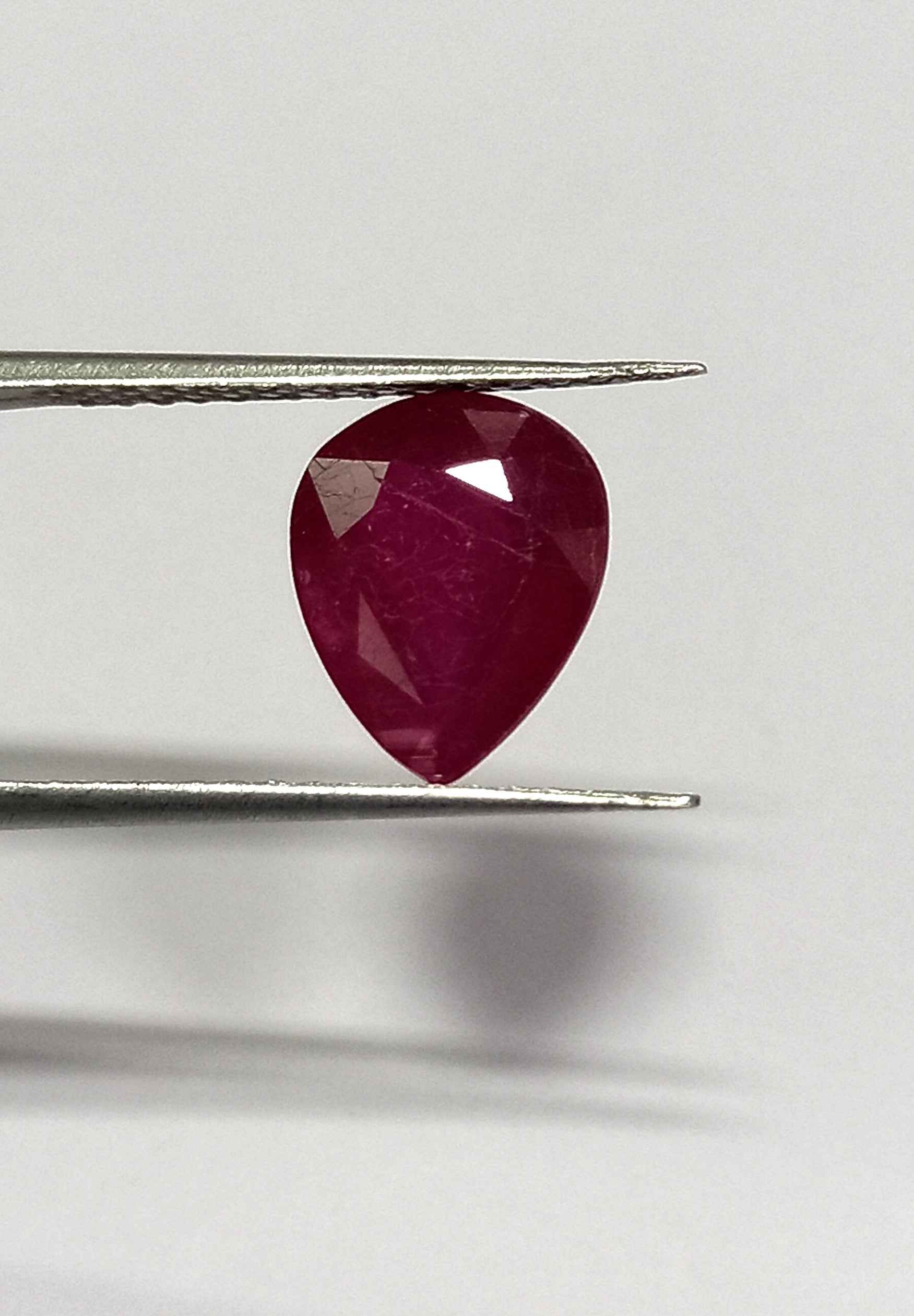 4.00 Cts Natural Burma Ruby Gemstone Pear Cut 10.9*8.8 MM R15