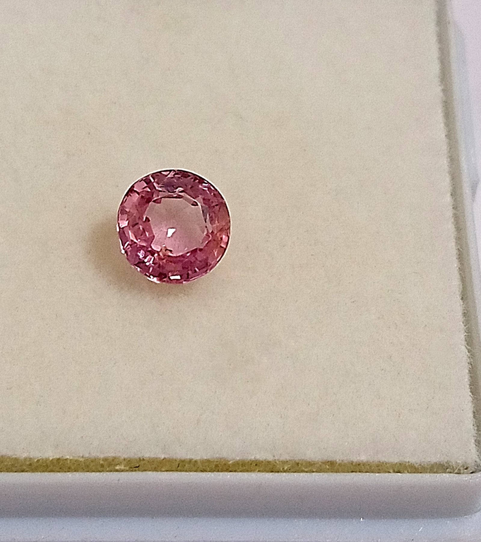 0.68 Cts Ceylon Spinel Gemstone Pink Round Cut 5.1*5.1 MM SP9 - Image 6