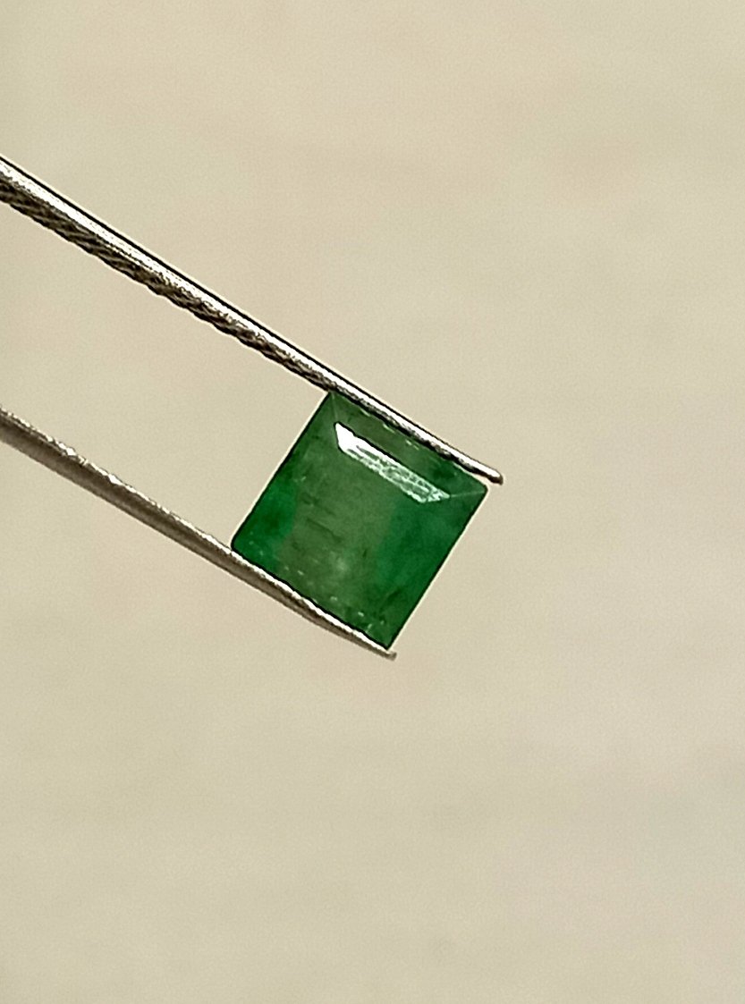 0.94 Cts Square Cut Natural Zambian Emerald Gemstone 5.4*5.4 MM EM586 - Image 7
