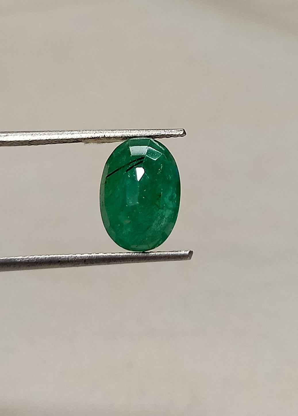4.00 Cts Emerald Zambian Natural Gemstone Oval Cut 11.9*8.4 MM EM231