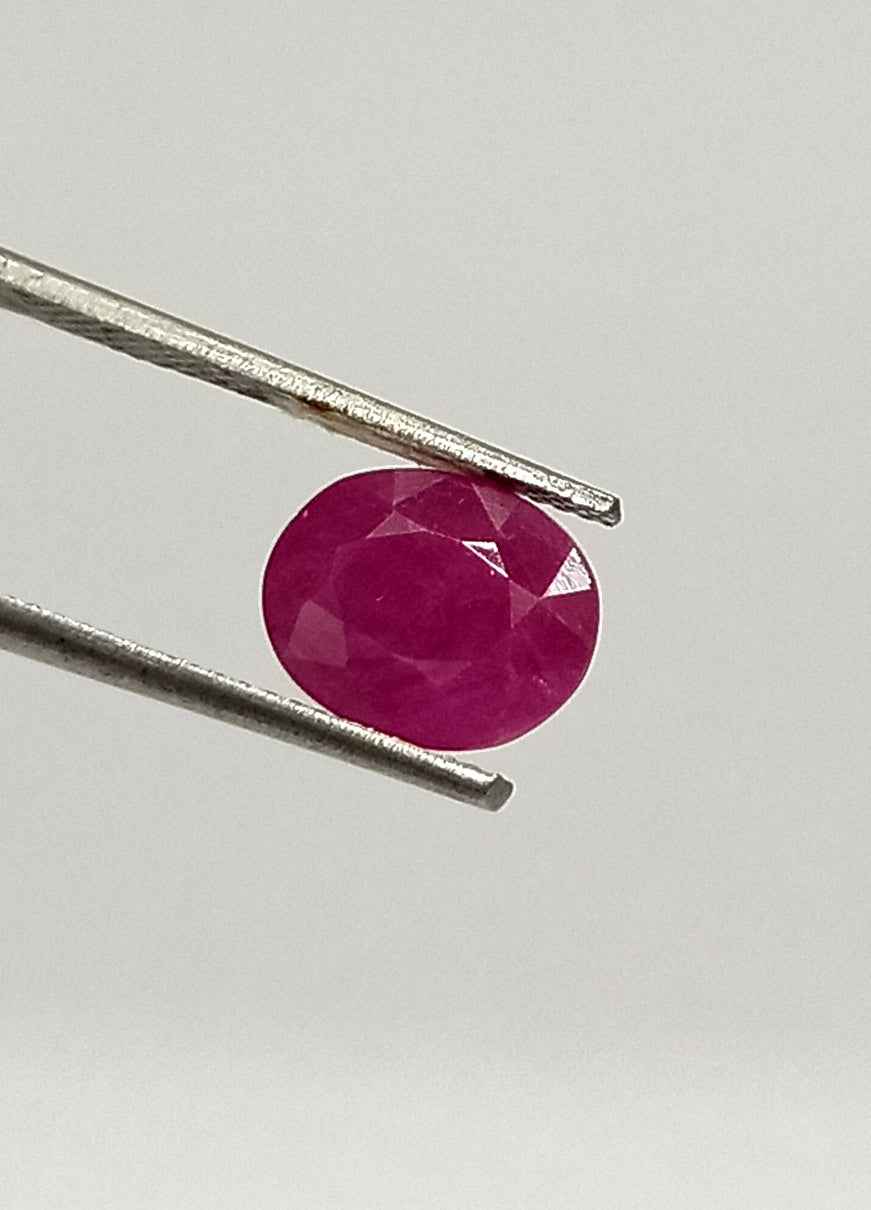 4.05 Cts Natural Mozambique Ruby Gemstone Oval Cut 9.9*8 MM R38