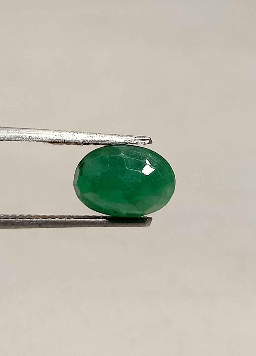 7_f096bbde-fc9c-4e25-9a7c-1fd7c48a7c79 2.45 Cts Emerald Oval Cut Natural Zambian Gemstone 10.1*7.2 MM EM253