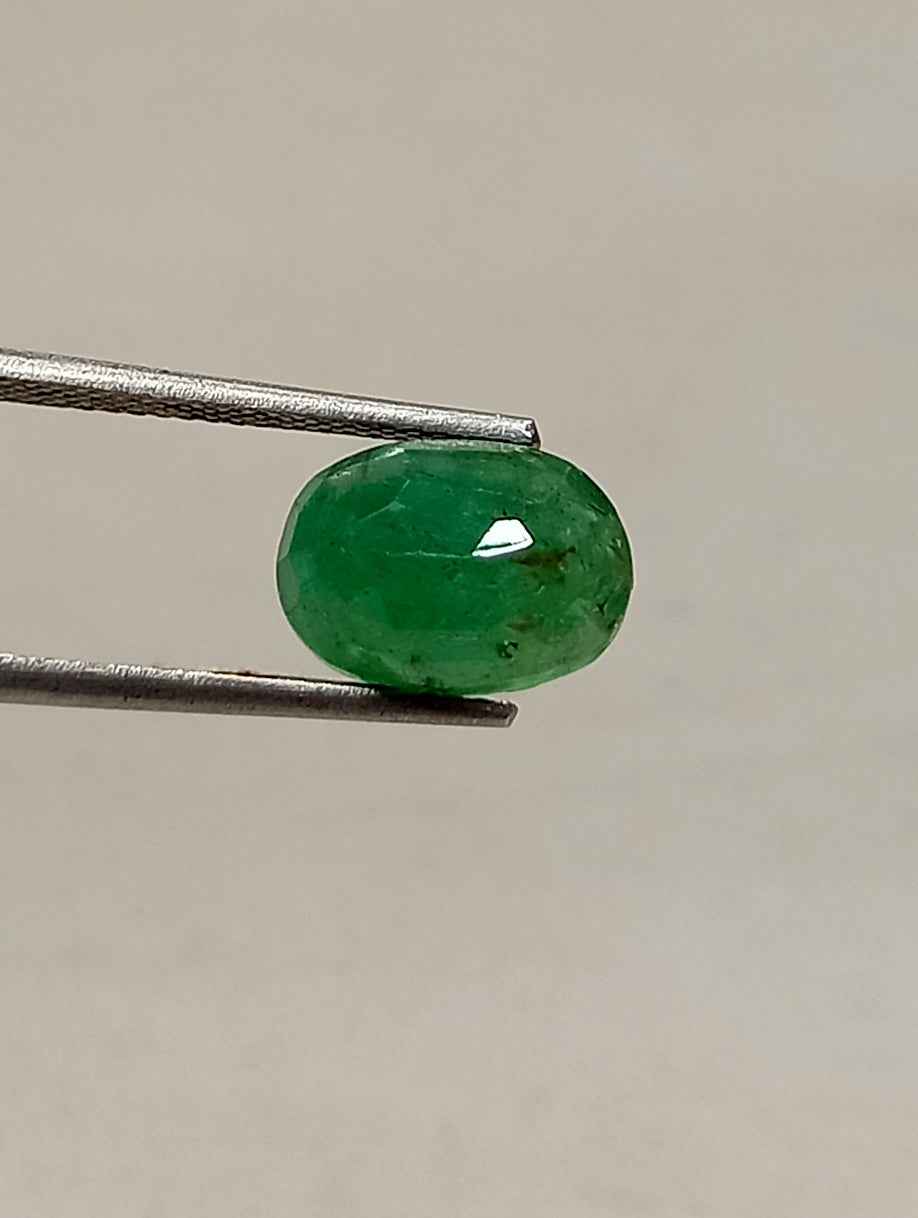 3.75 Cts Oval Cut Natural Zambian Emerald Gemstone 10.8*7.7 MM EM234