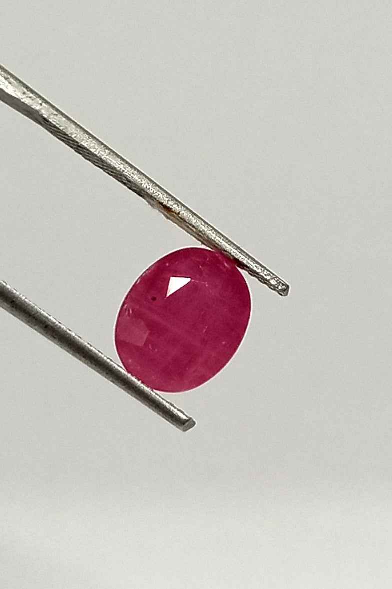 4.00 Cts Natural Mozambique Ruby Gemstone Oval Cut 9.7*7.8 MM R36