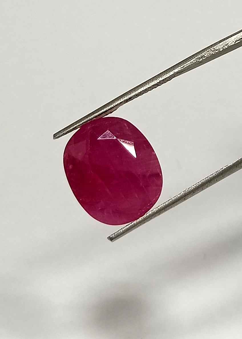 8_eefc0c8b-b69d-4ac8-992c-6a0204f99e70 13.05 Cts Natural Mozambique Red Ruby Gemstone Oval Cut 14.9*12.7 MM R17 - Natural Mozambique Red Ruby