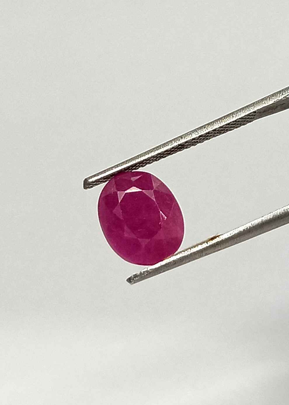 4.05 Cts Natural Mozambique Ruby Gemstone Oval Cut 9.9*8 MM R38