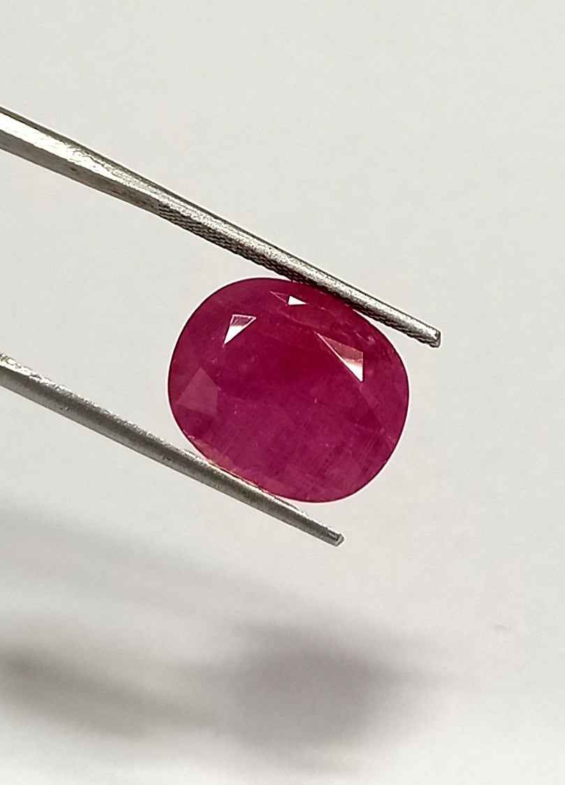 9_e39356b6-f51e-4141-9c4a-200489f2c6f9 13.05 Cts Natural Mozambique Red Ruby Gemstone Oval Cut 14.9*12.7 MM R17 - Natural Mozambique Red Ruby