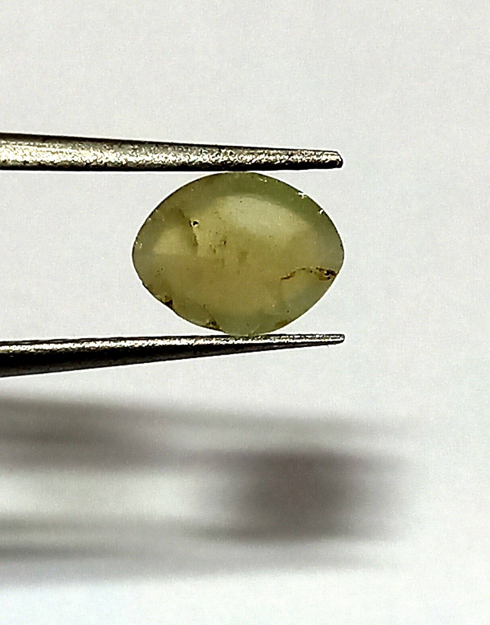 1.06 Cts Chrysoberyl Cats Eye Gemstone Sri Lanka Kanak Khet Oval 7.5*6 MM CE3 - Image 3