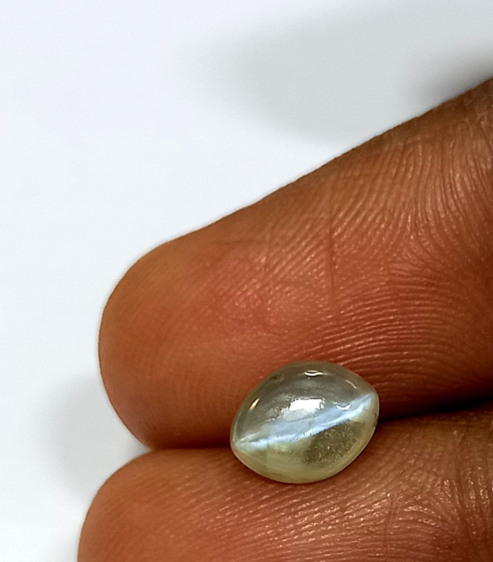 1.06 Cts Chrysoberyl Cats Eye Gemstone Sri Lanka Kanak Khet Oval 7.5*6 MM CE3 - Image 5