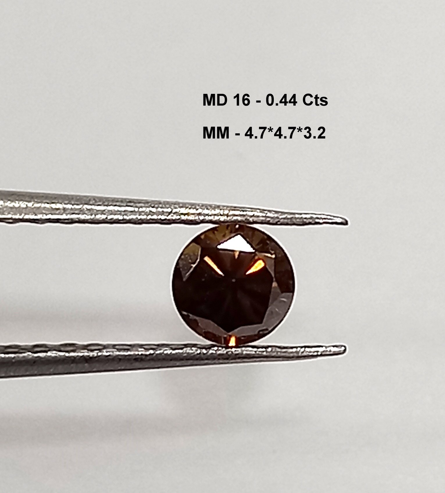 0.44 Cts Moissanite Diamond Round Cut Natural