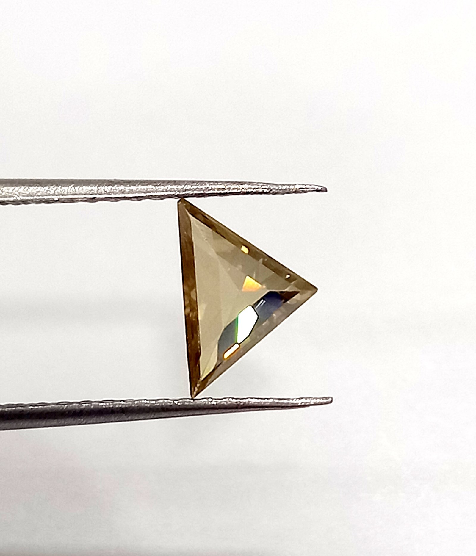 0.75 Cts Moissanite Triangle Cut Diamond Natural 6.6*7.7 MM MD24 - Image 4