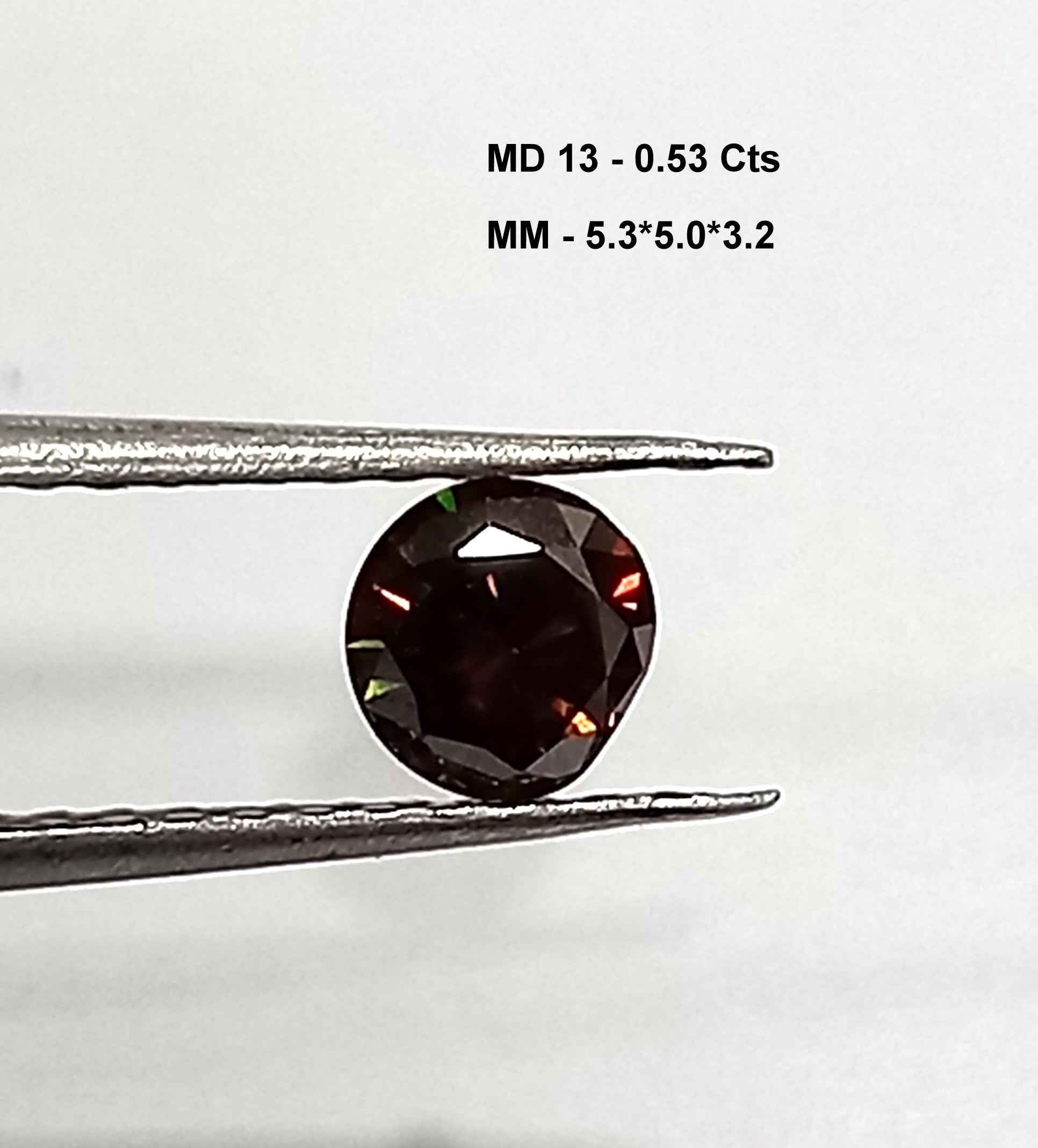 0.53 Cts Round Cut Natural Moissanite Diamond 5.3*5 MM MD13